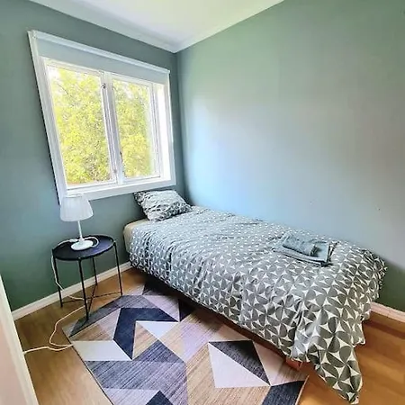 Charming Apt&free Parking&balcony דירה