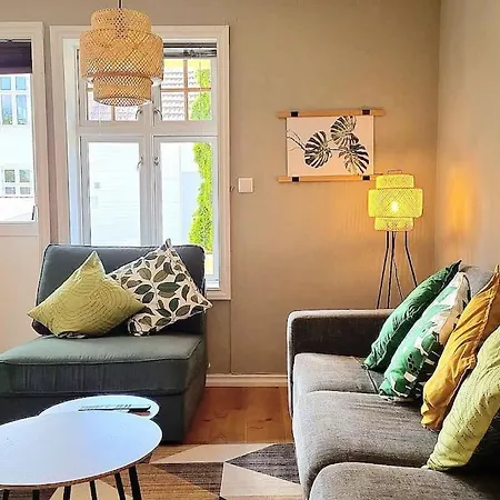 Charming Apt&free Parking&balcon Apartment *